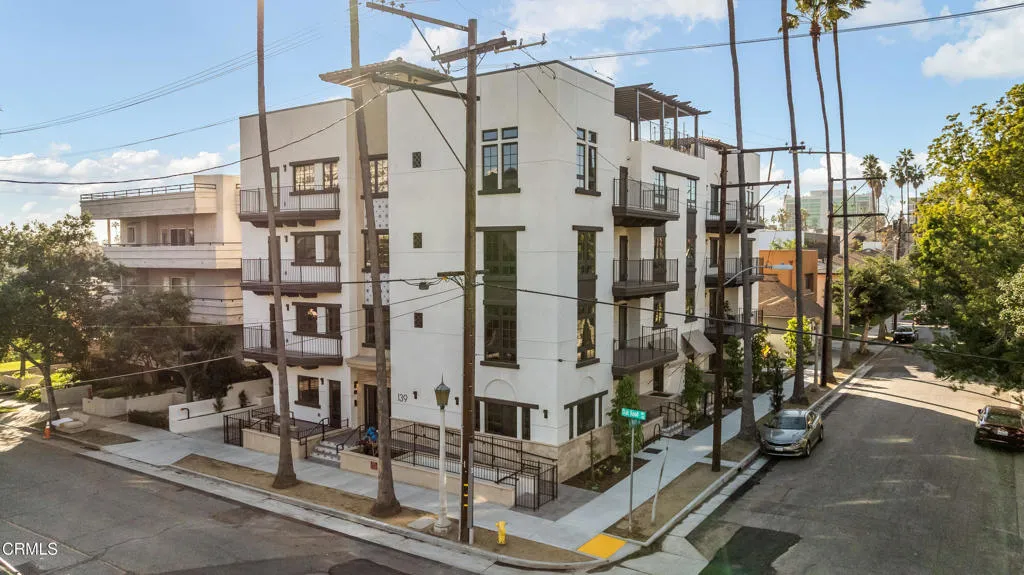 Additional image 69 of 139 S Oak Knoll Avenue Unit 302, Pasadena, CA 91101