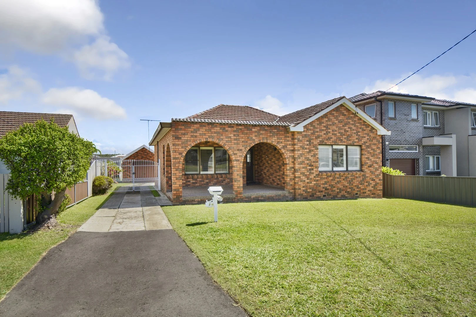 3 Renown Avenue, Miranda NSW 2228