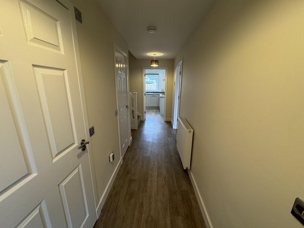 Additional image 16 of 3 bed semi-detached house to rent3 Strathgray Wynd, Dundee DD2