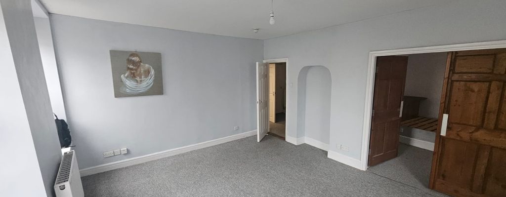 Additional image 3 of 1 bed flat to rentPier Street, Aberystwyth SY23