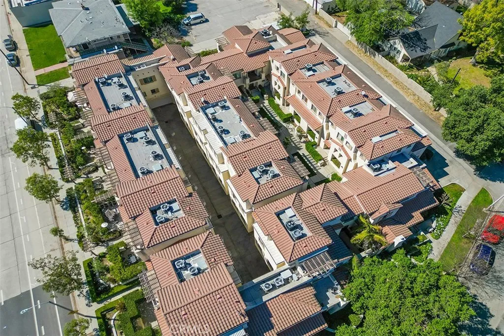 Additional image 83 of 879 Michigan Blvd Unit O, Pasadena, CA 91107