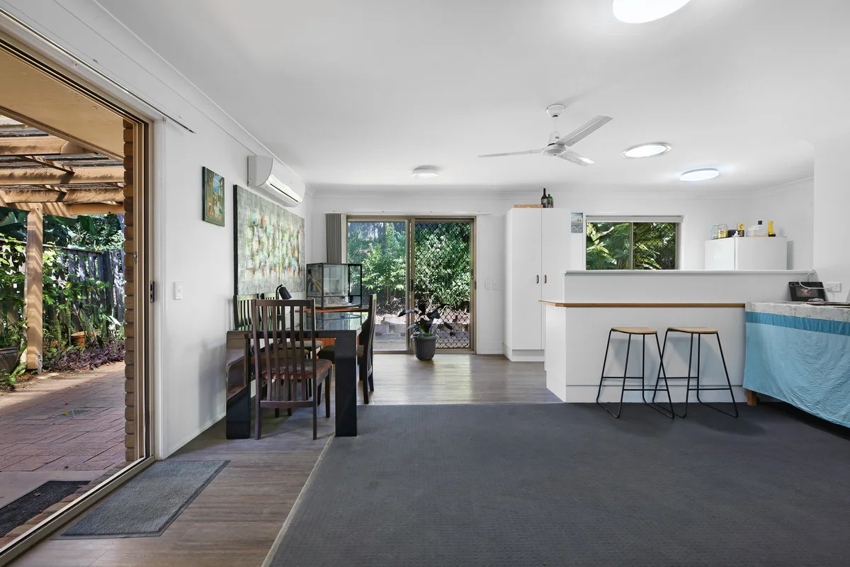 Additional image 5 of 33 Montezuma Drive, Burleigh Waters QLD 4220