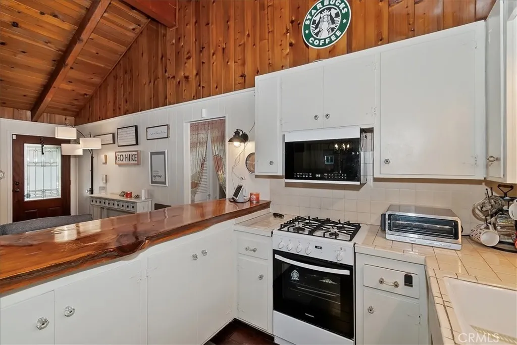 Additional image 44 of 2452 Spring Dr, Running Springs, CA 92382