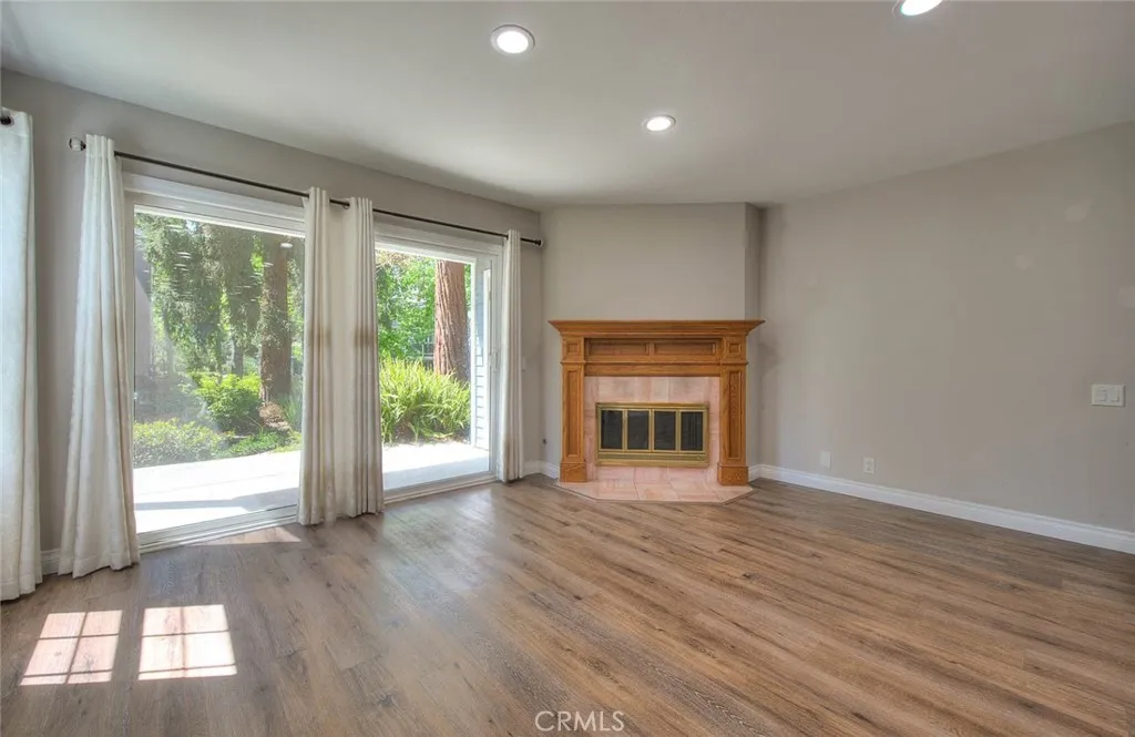 Additional image 16 of 700 E Lake Drive E Unit 7, Orange, CA 92866