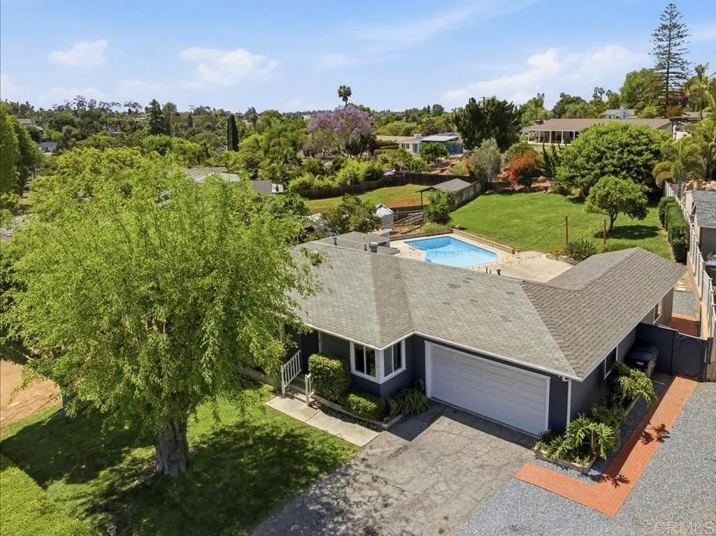 Additional image 2 of 387 Girard Way, Vista, CA 92084