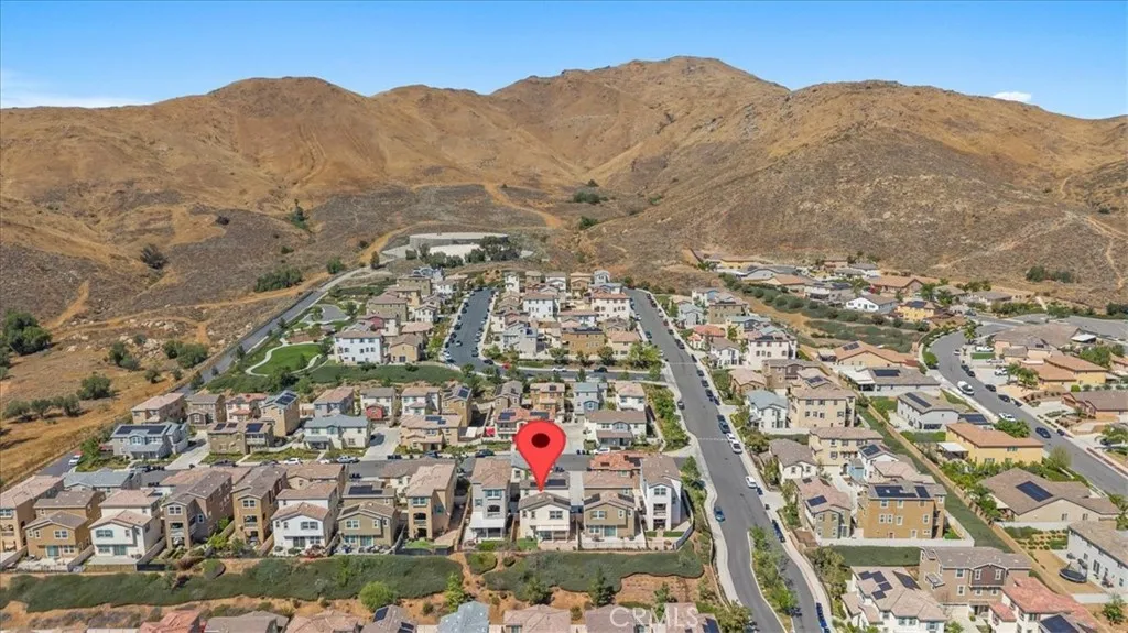 7340 Garnet Ridge Rd, Jurupa Valley, CA 92509