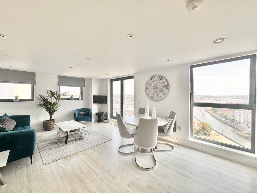 Additional image 2 of 2 bed flat to rentKey Street, Ipswich IP4