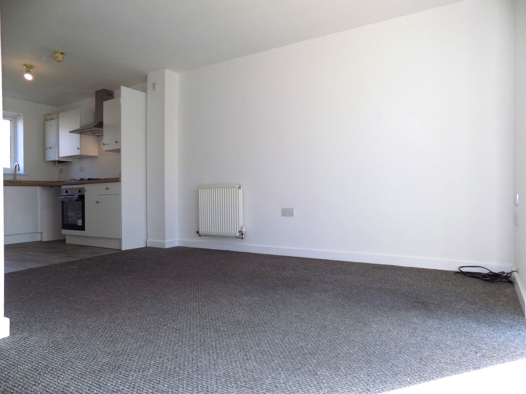 Additional image 3 of 3 bed town house to rentRegal Walk, Bridgwater TA6