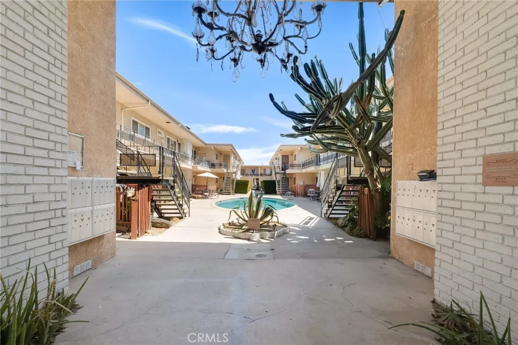 Additional image 41 of 5232 Corteen pl Unit 17, Valley Village, CA 91607