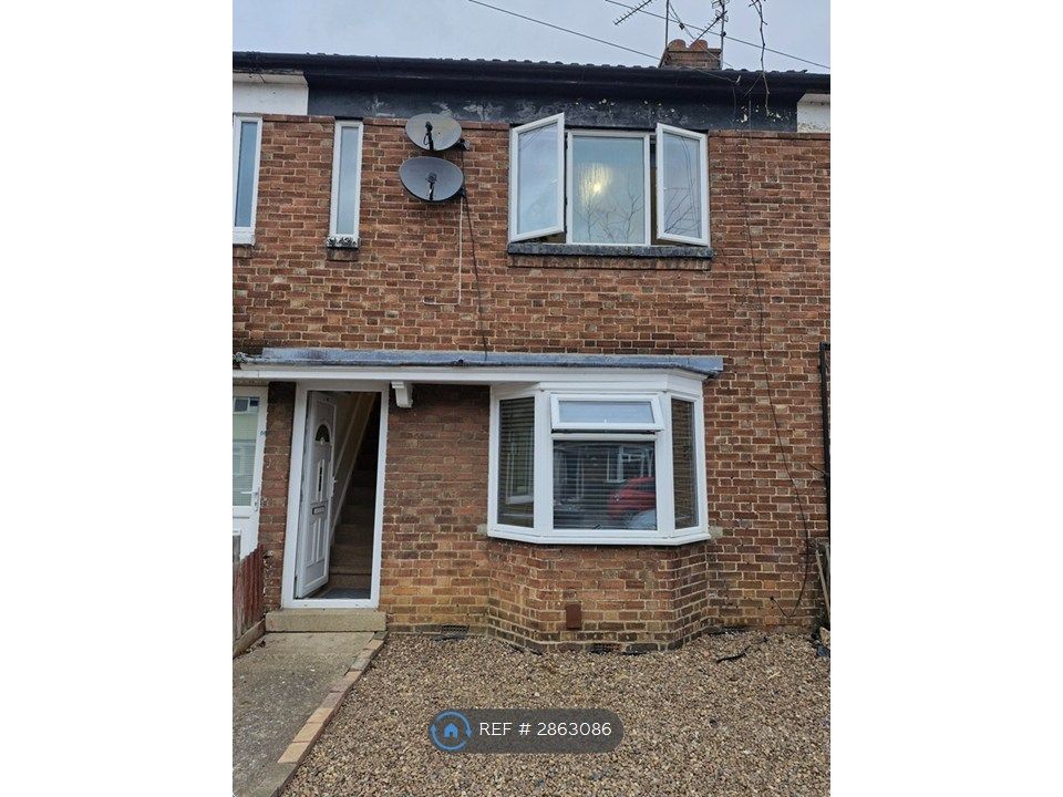 2 bed terraced house to rentReliance House Sun Pier, Peterborough PE4