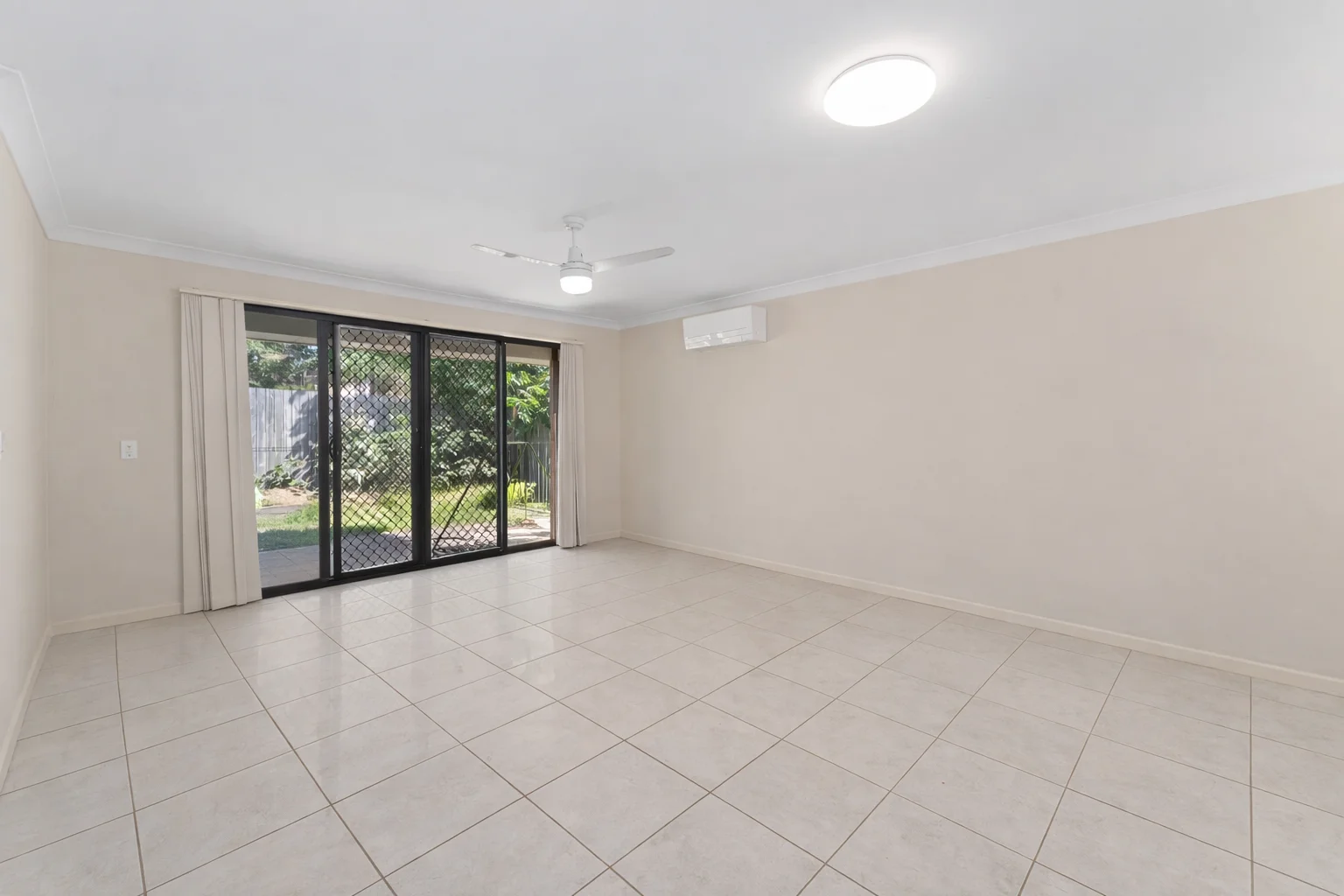 Additional image 3 of 11 Tahr Place, Dakabin QLD 4503