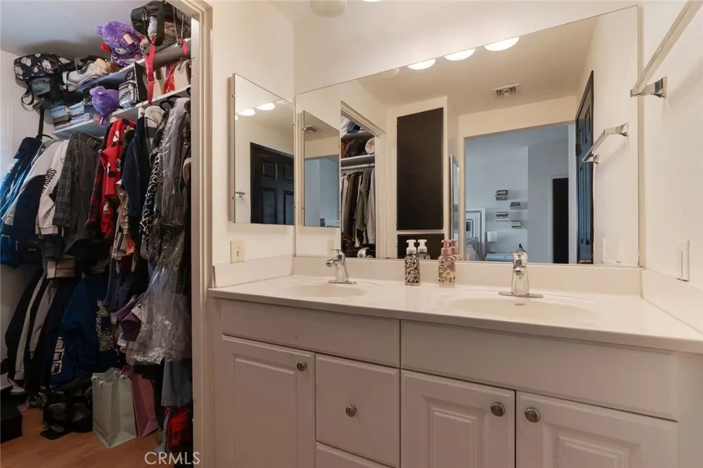 Additional image 22 of 10231 Independence Ave Unit C17, Chatsworth, CA 91311