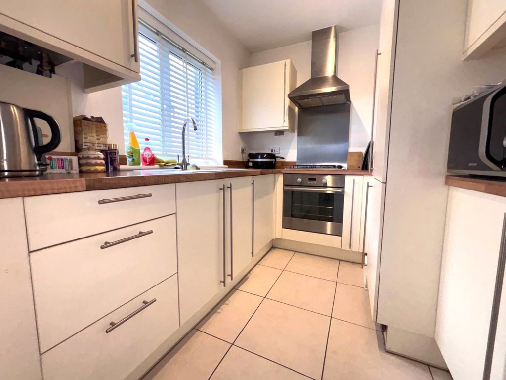Additional image 4 of 1 bed flat to rentInvicta Close, Canterbury, Kent CT1