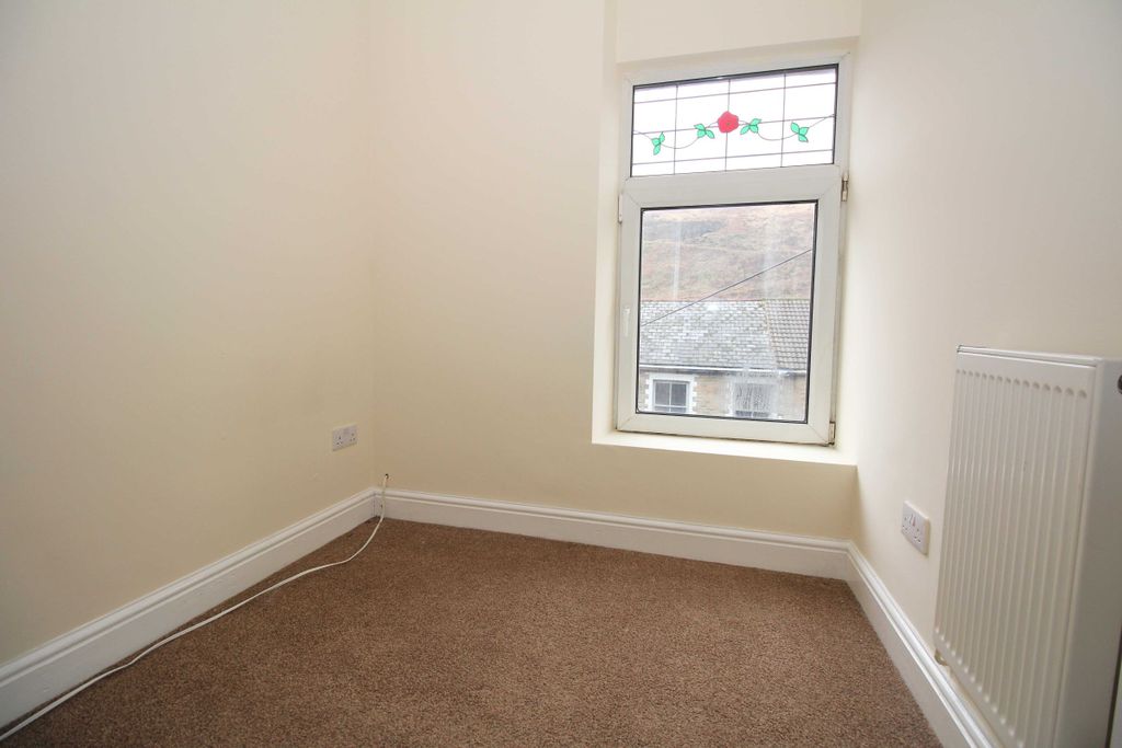 Additional image 6 of 3 bed terraced house to rentOxford Street, Pontycymer, Bridgend CF32