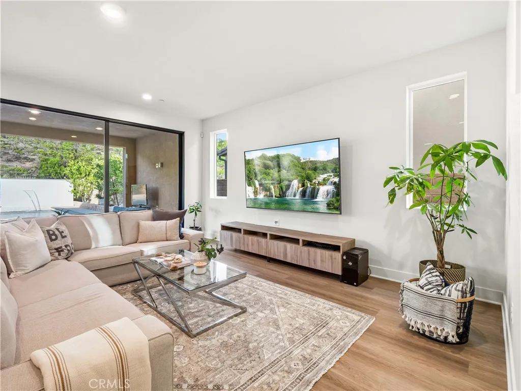 Additional image 4 of 19149 Lauren Lane, Saugus, CA 91350