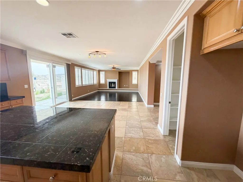 Additional image 53 of 23 Plaza Modena, Lake Elsinore, CA 92532