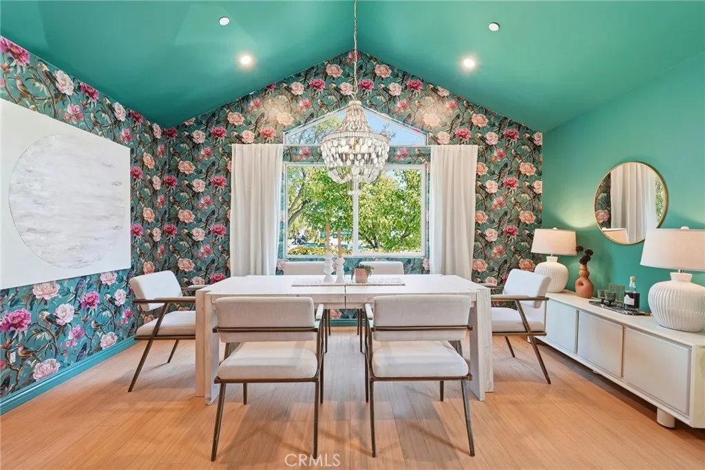 Additional image 49 of 435 Eton Drive, Burbank, CA 91504