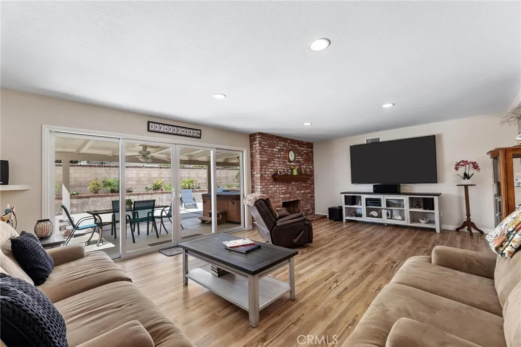 Additional image 9 of 10983 Topeka Drive, Northridge, CA 91326