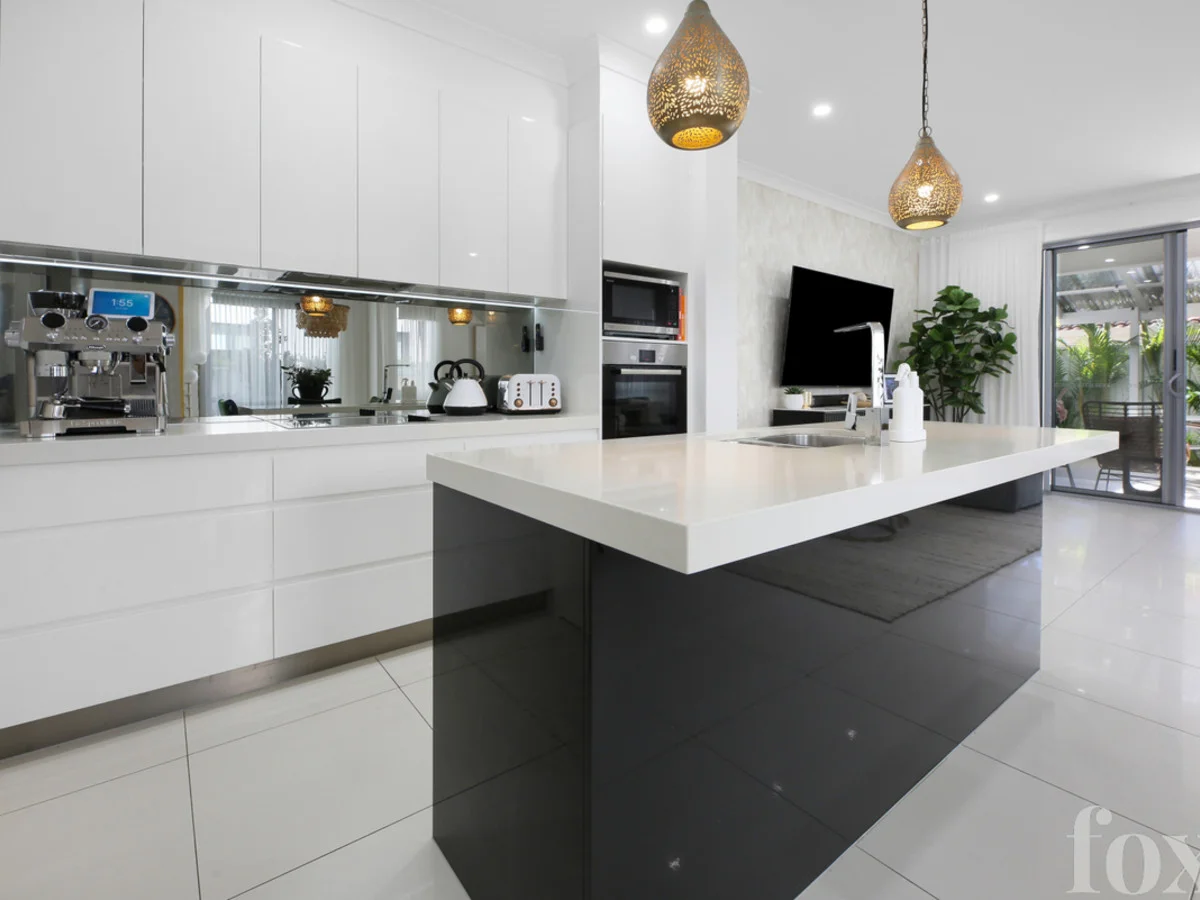 Additional image 3 of 2/33 Parr Street, Biggera Waters QLD 4216