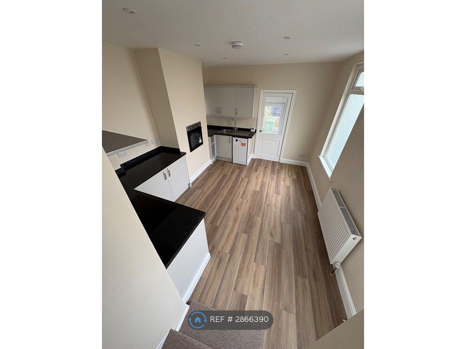 Additional image 3 of 4 bed end terrace house to rentStation Road, Plymouth PL2