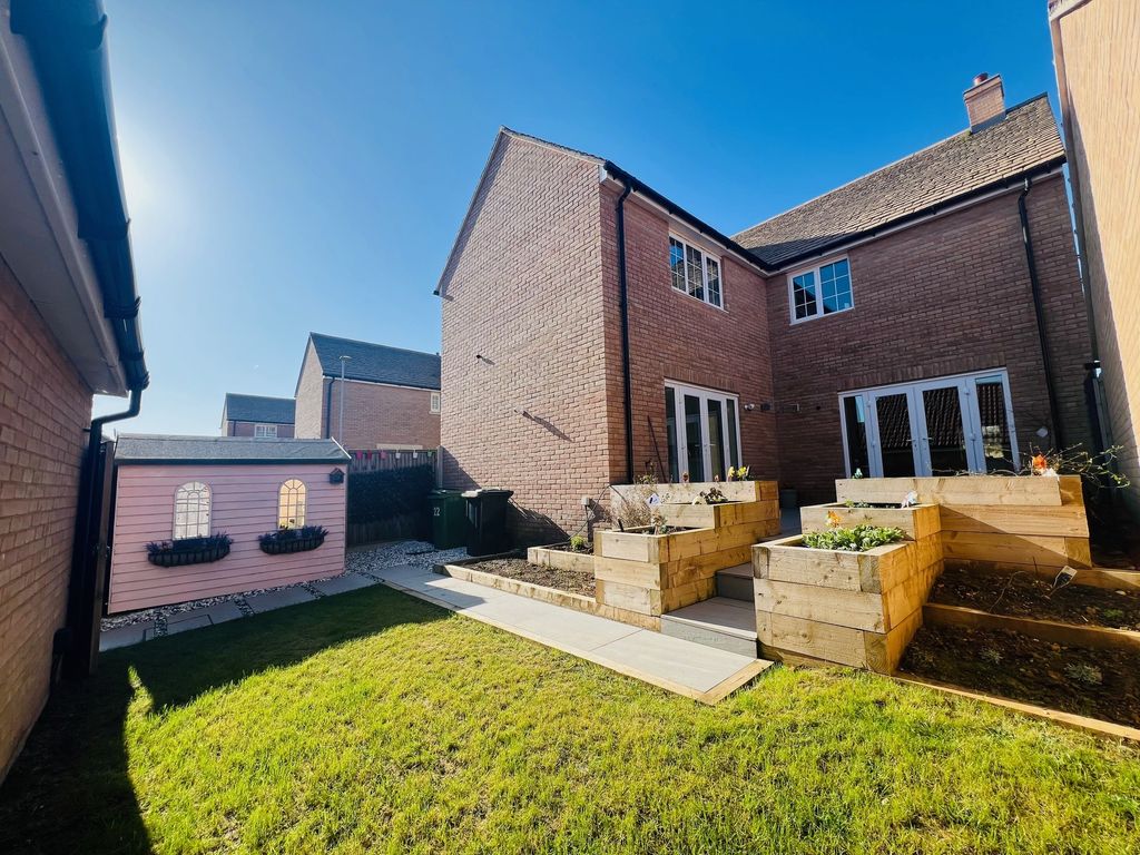 Additional image 7 of 5 bed property to rentSissons Close, Barnack, Stamford PE9
