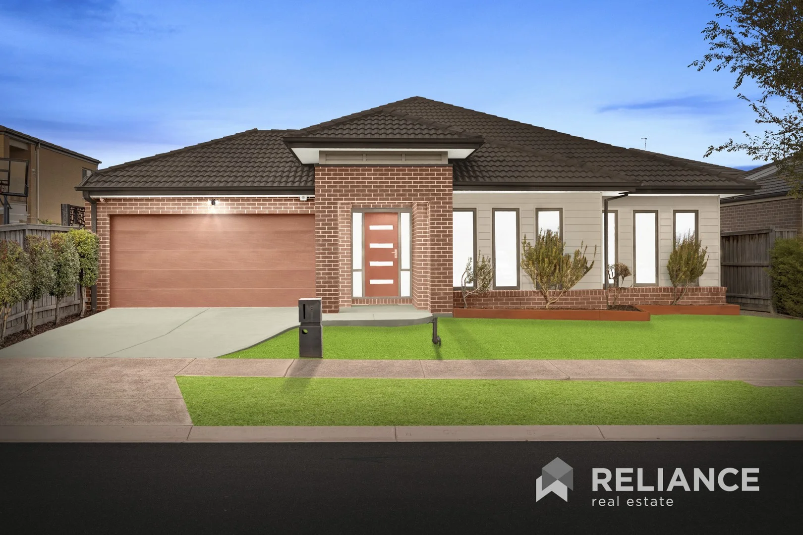 8 McWilliams Crescent, Point Cook VIC 3030
