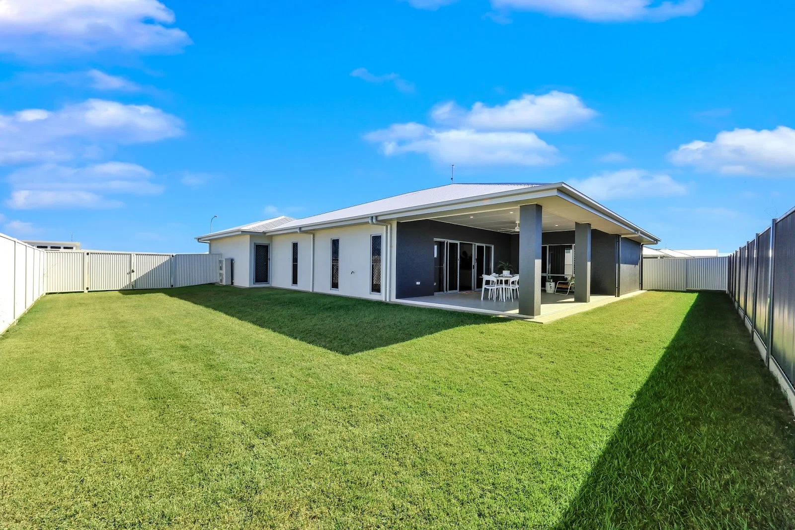 11 Stapleton Avenue, Innes Park QLD 4670 photo 2