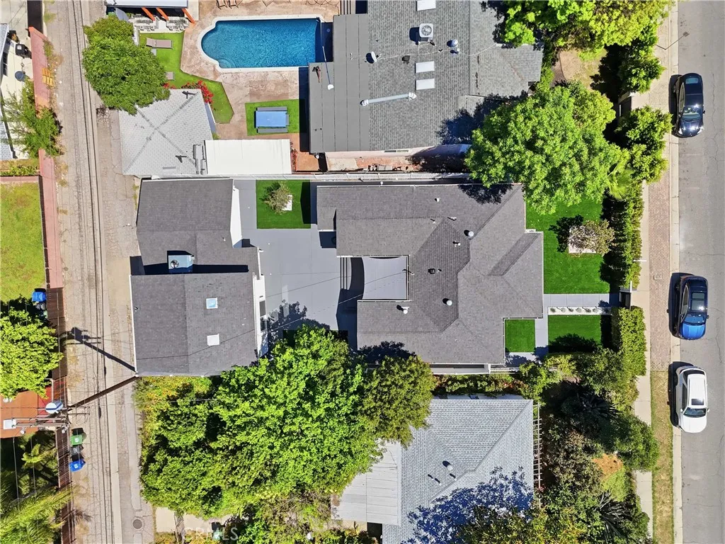 Additional image 90 of 17721 Burbank Blvd, Encino, CA 91316