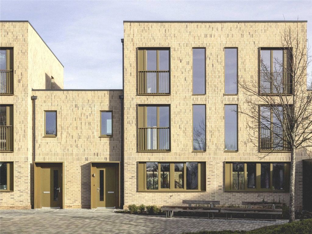 4 bed terraced house to rentMilne Avenue, Eddington, Cambridge, Cambridgeshire CB3