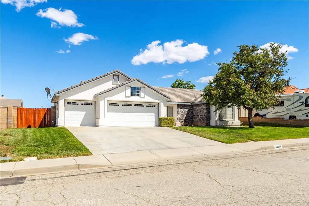 Additional image 3 of 42238 58th St W, Lancaster, CA 93536