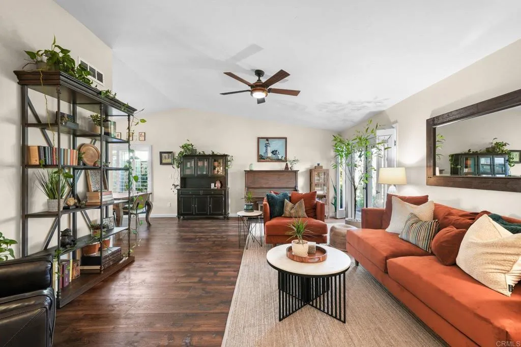 Additional image 51 of 3818 Via Escuda, La Mesa, CA 91941