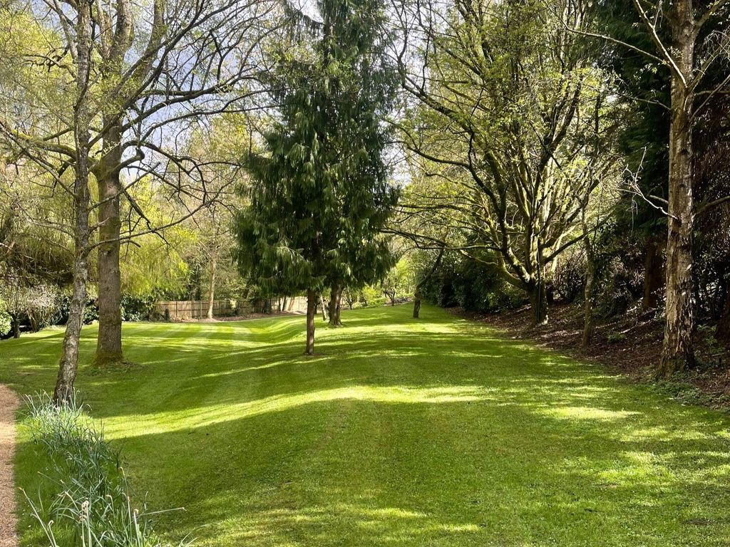 Additional image 10 of 6 bed detached house to rentBasted Mill, Borough Green, Sevenoaks, Kent TN15