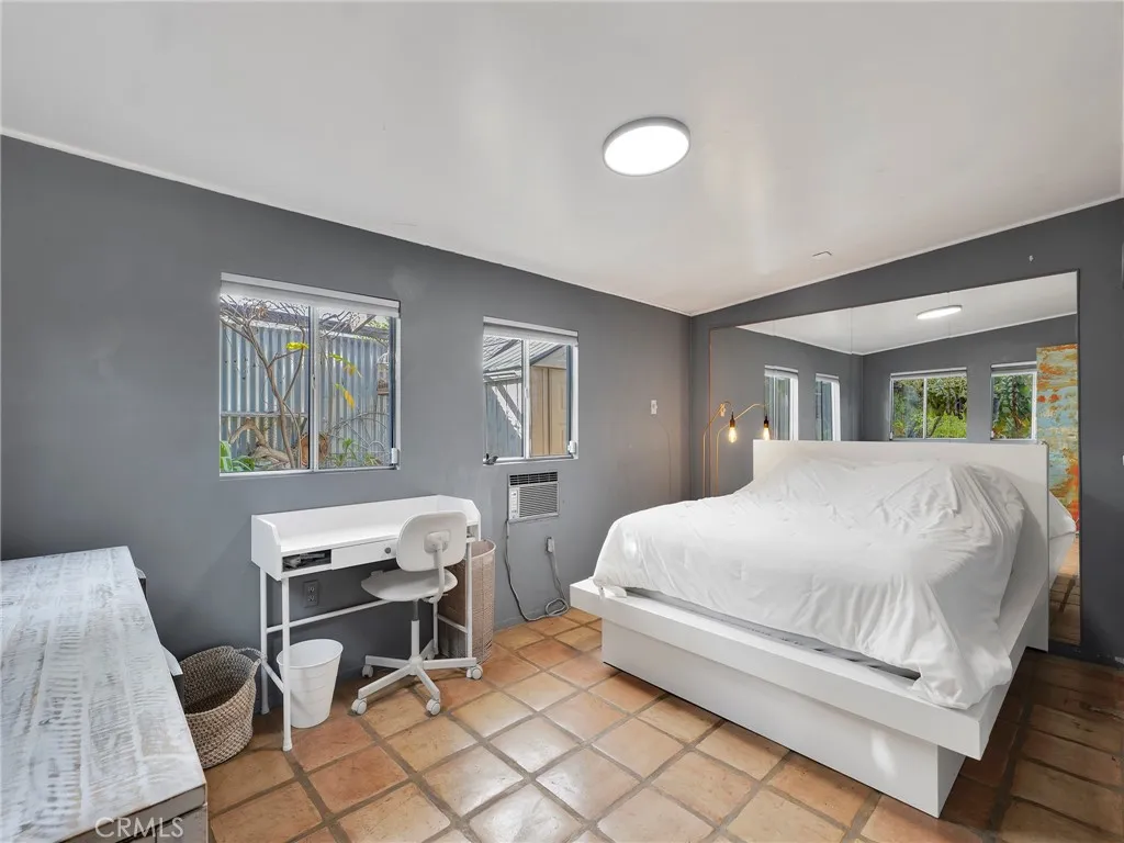 Additional image 59 of 6033 Fulcher Ave, North Hollywood, CA 91606