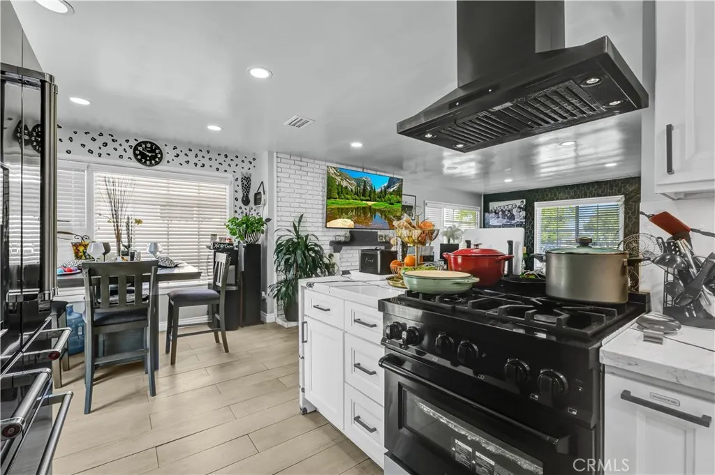Additional image 19 of 3965 N Marshall Way, Long Beach, CA 90807