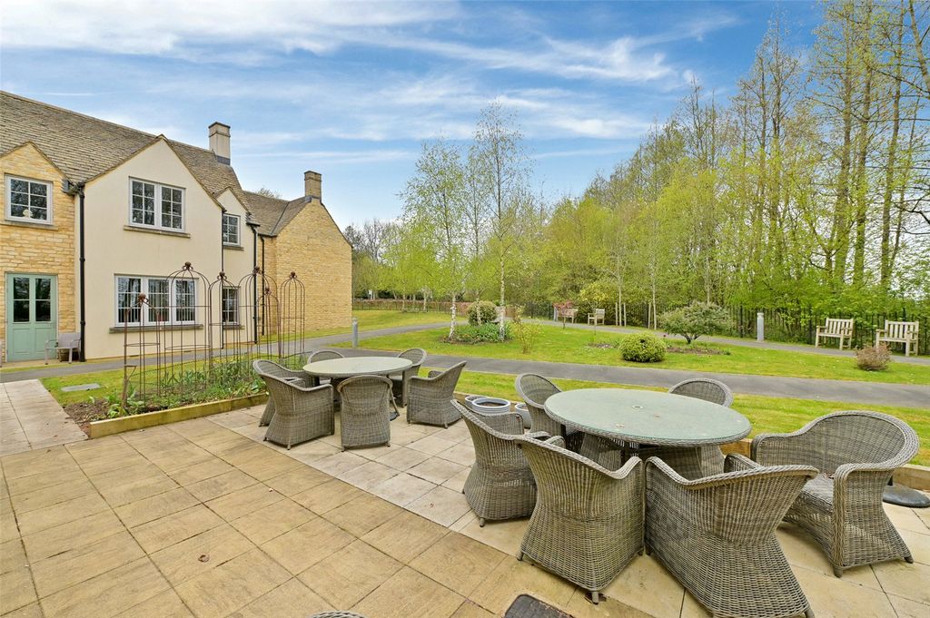 Additional image 14 of 2 bed flat to rentFosseway, Stow On The Wold, Cheltenham, Gloucestershire GL54