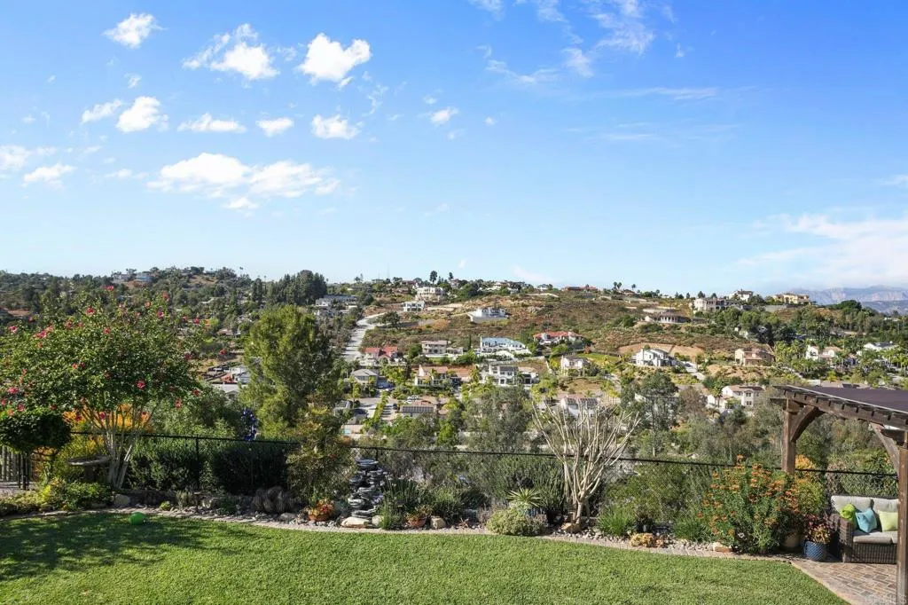 Additional image 91 of 3818 Via Escuda, La Mesa, CA 91941