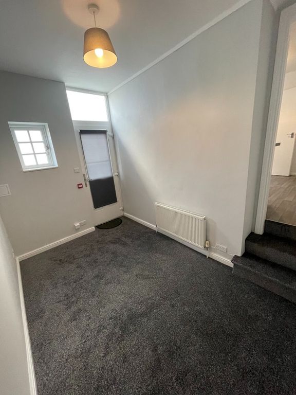 Additional image 6 of 1 bed flat to rentDerby Road, Douglas, Isle Of Man IM2