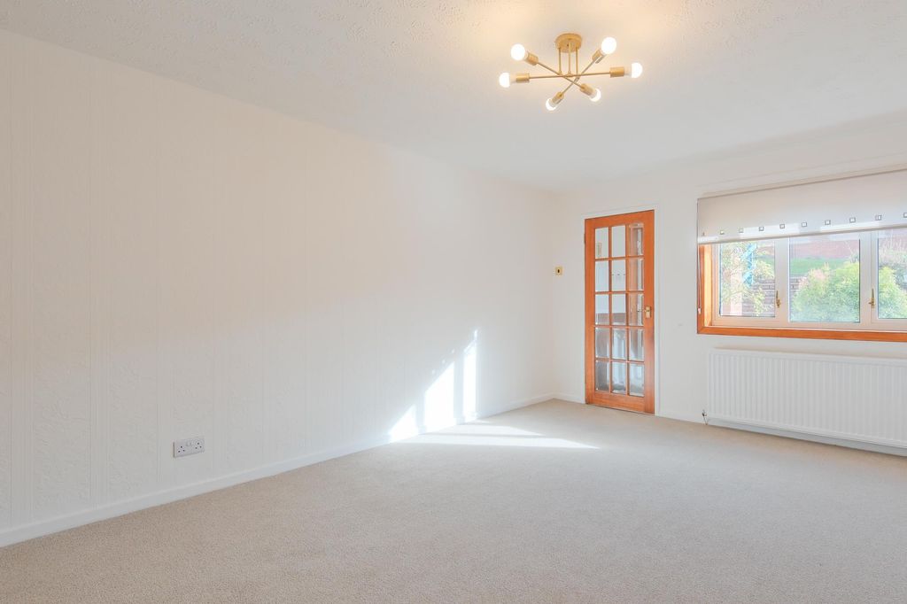 Additional image 8 of 2 bed end terrace house to rent5 Mayfield Place, Carluke ML8