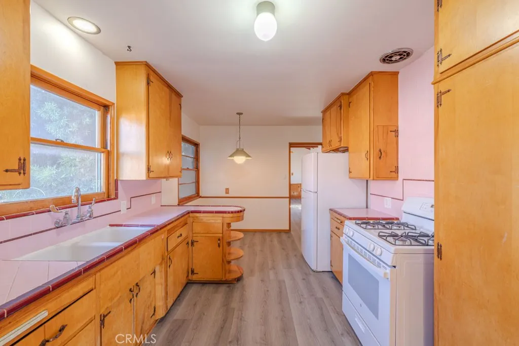 Additional image 13 of 10010 Lindale St, Bellflower, CA 90706