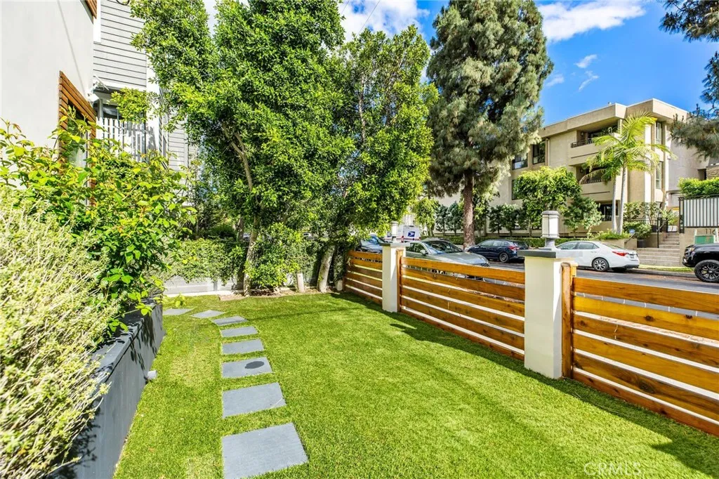 Additional image 5 of 11645 Woodbridge Street, Studio City, CA 91604