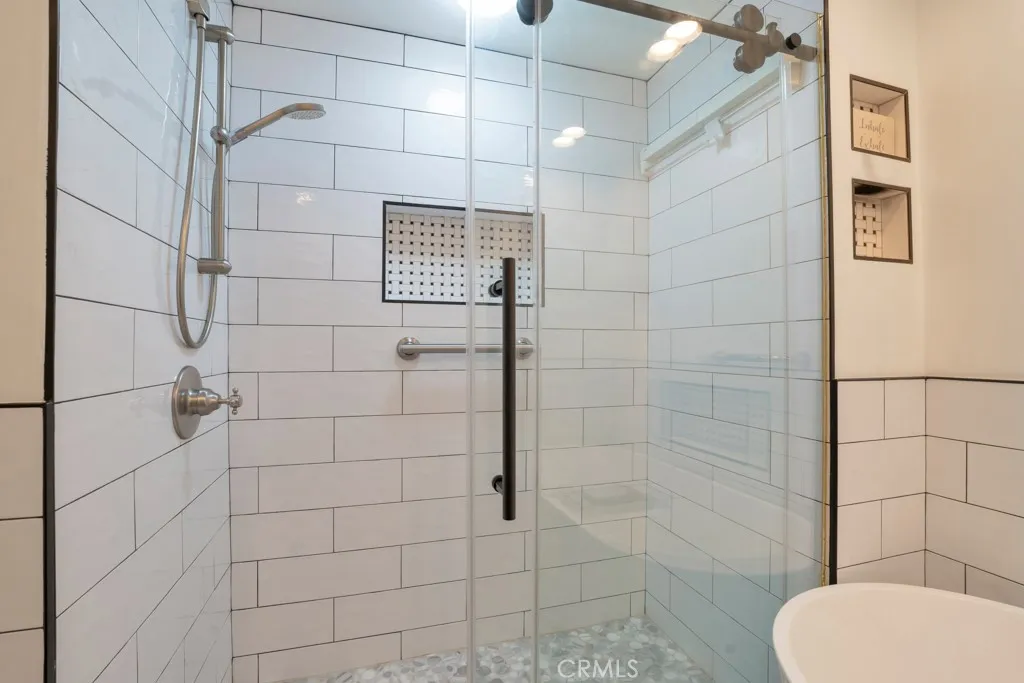 Additional image 71 of 6305 Crebs Ave, Tarzana, CA 91335