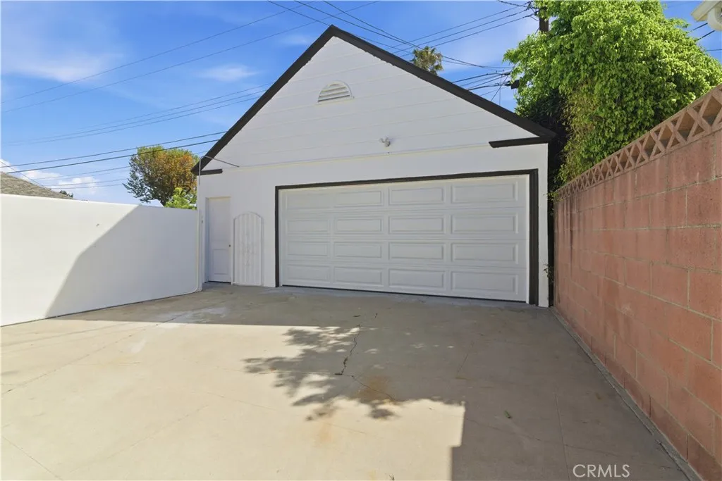 Additional image 44 of 3972 Hubert Avenue, Los Angeles, CA 90008