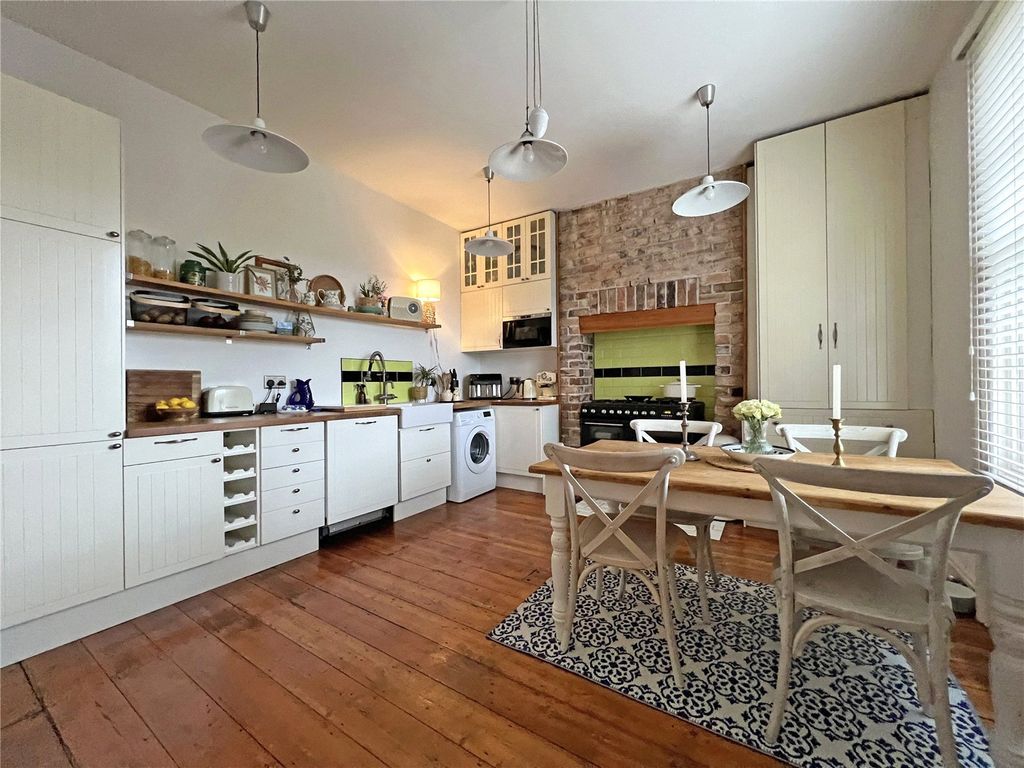 Additional image 3 of 3 bed flat to rentHigh Street, Madeley, Telford, Shropshire TF7