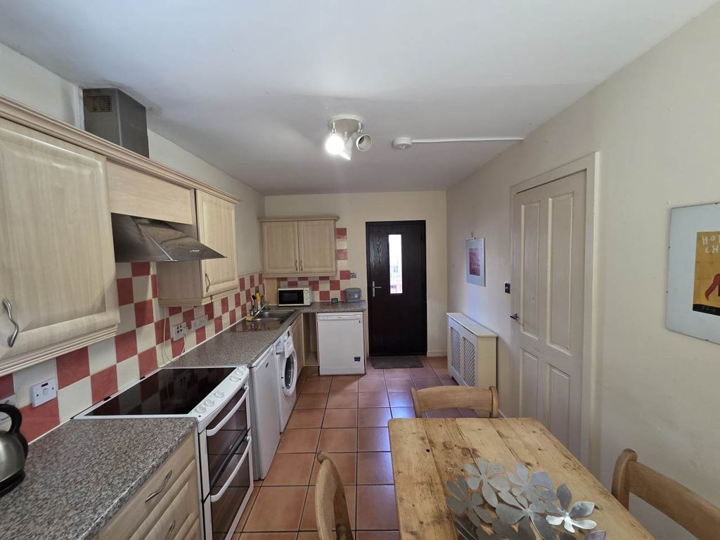 Additional image 4 of 3 bed semi-detached house to rentSeafield Lane, Dundee DD1
