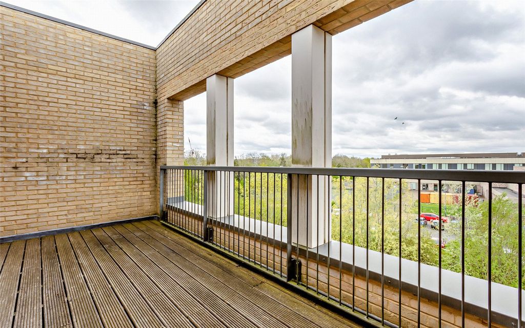 Additional image 20 of 4 bed terraced house to rentWhitelocks Drive, Trumpington, Cambridge, Cambridgeshire CB2
