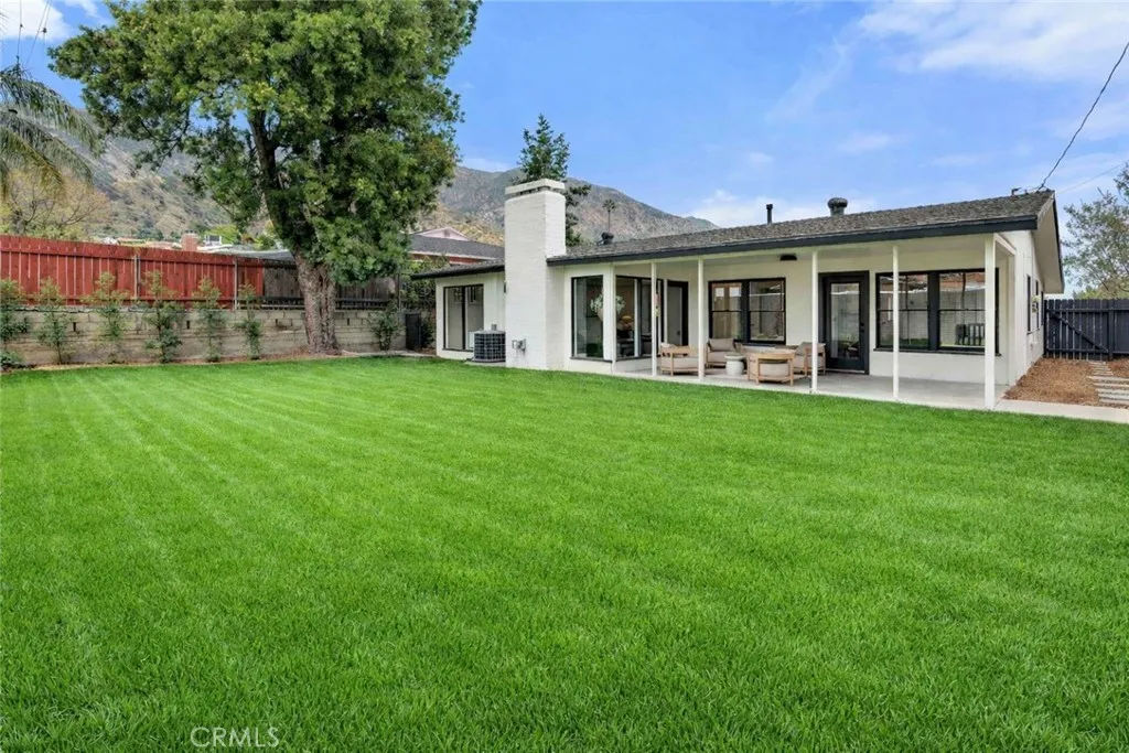 1355 Rexford Avenue, Pasadena, CA 91107