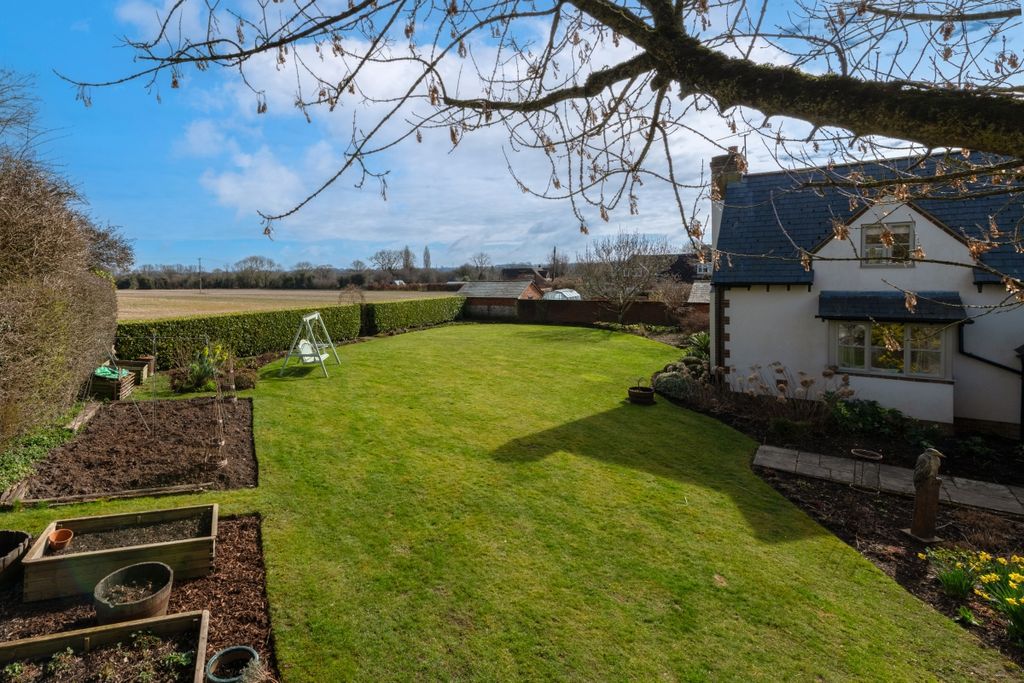 Additional image 22 of 5 bed detached house to rentChurch Lane, Holybourne, Alton GU34