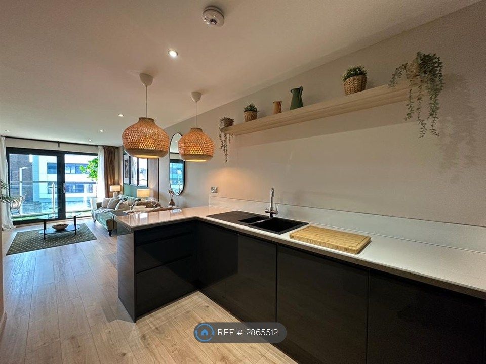Additional image 8 of 1 bed flat to rentNotte Street, Plymouth PL1