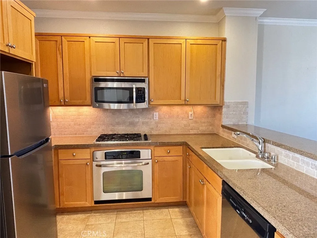 Additional image 29 of 2367 Jefferson Street Unit 206, Torrance, CA 90501