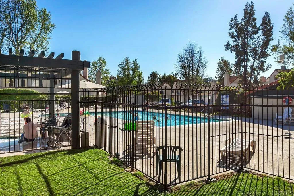 Additional image 23 of 333 Melrose Dr. Unit F, Vista, CA 92083